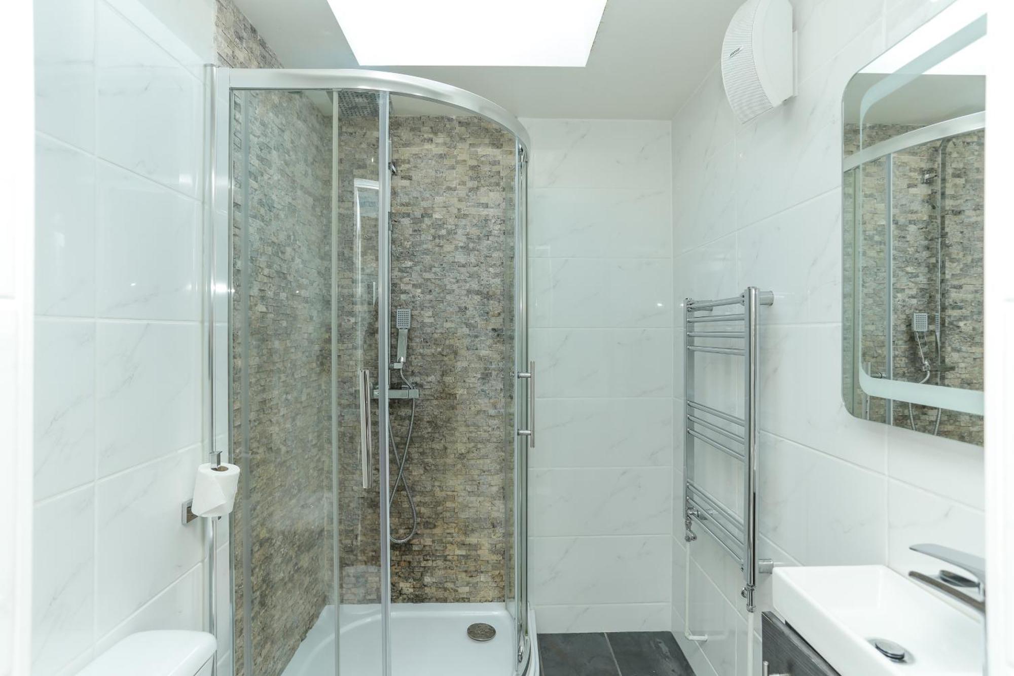 הרן ביי The Broadway Beach House With Hot Tub מראה חיצוני תמונה